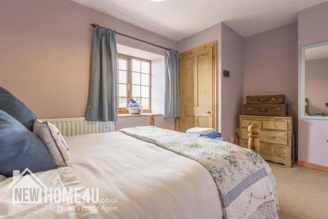 MASTER BEDROOM:
