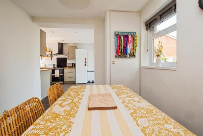 3 bed Detached for sale Image 6