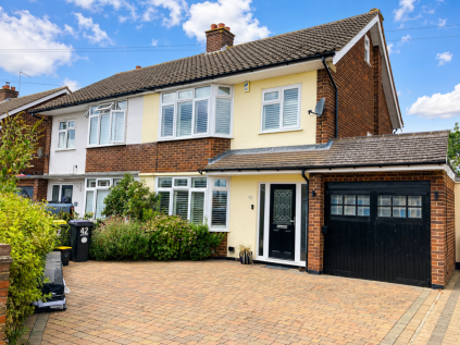 Holt Farm Way, Rochford, SS4