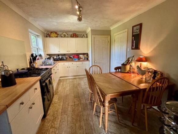 Truesdale Gardens, Langtoft, Market Deeping, PE6 photo 3