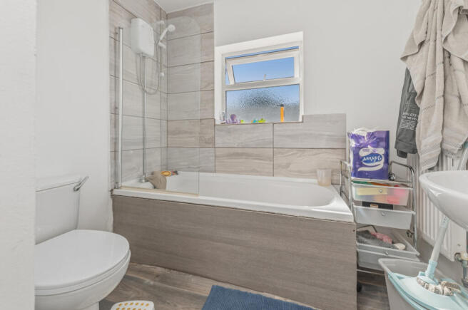 3 bed Terraced for sale Image 7