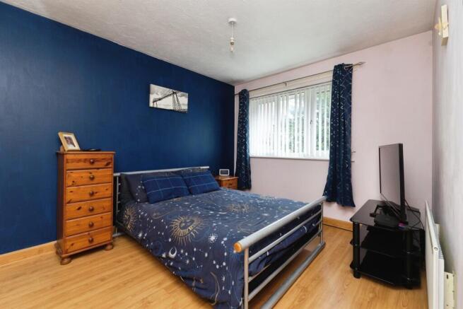 3 bed Semi-Detached for sale Image 11