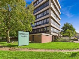 Flat 403, 202 Hanover House, Kings Road, Reading RG1 4NN