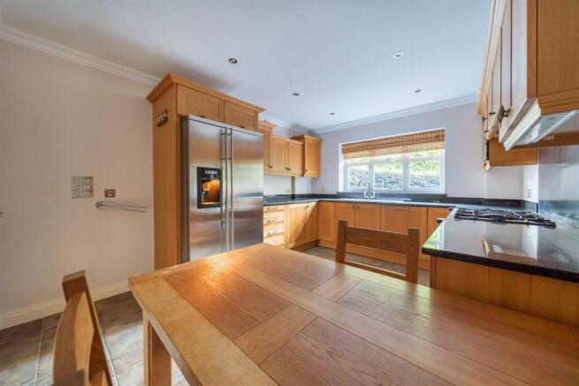 Kitchen/Breakfast