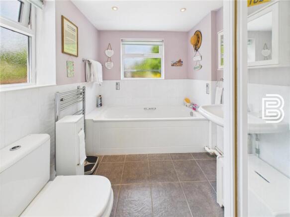 Bathroom.jpg