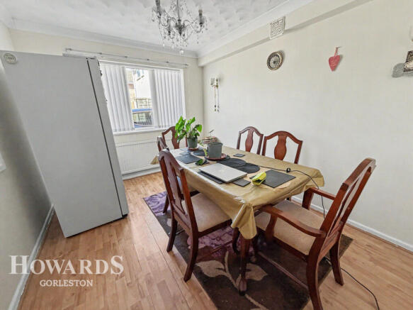 Curlew Way, Bradwell photo 4