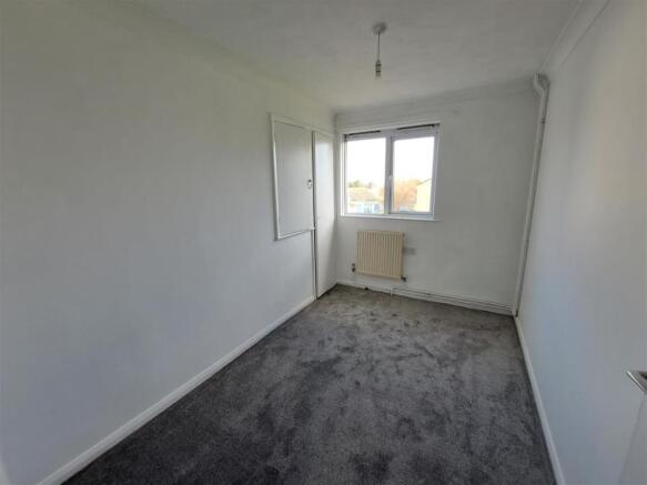 Bedroom 3.jpg