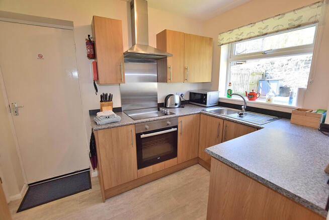 2 bed Semi-Detached for sale Image 6