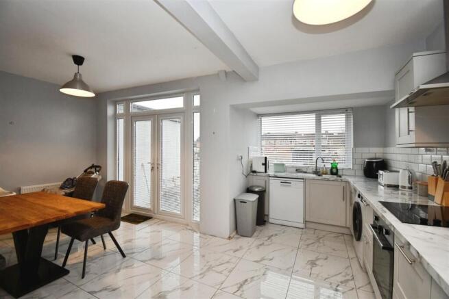 1ad839e5-U 20 2817 29.JPG