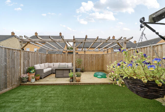 1326742-4-6878bbe...