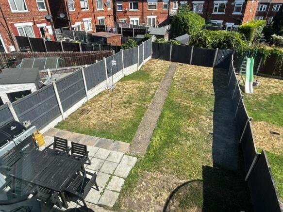 3 bed Semi-Detached for sale Image 8