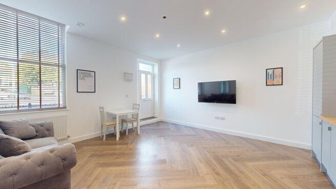 castle-boulevard-ng7-1ha-1054873