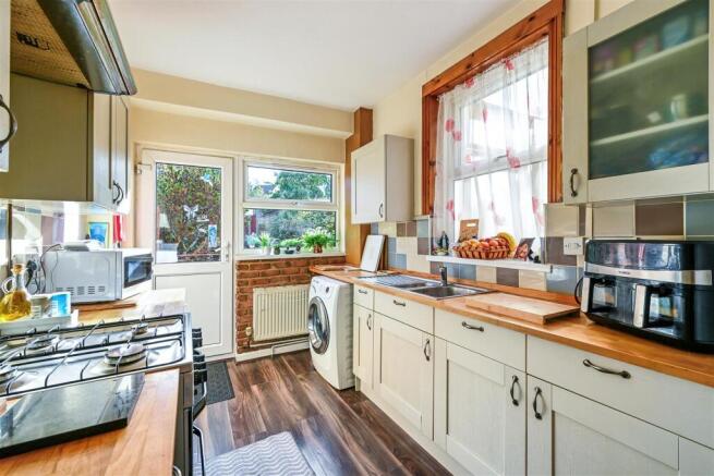 Kitchen units.jpg