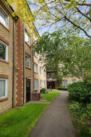 75 Homecross House, Fishers Lane, W4-21.jpg