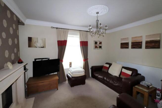 Lounge/Dining Room