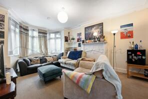 490, Finchley Road, London NW11 8DE