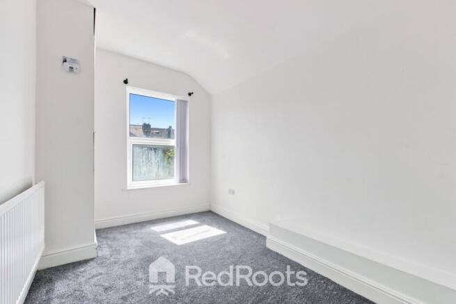 3 bed Terraced for sale Image 12
