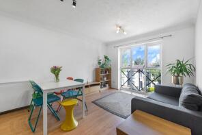 3, Filton Court, Farrow Lane, London SE14 5DL