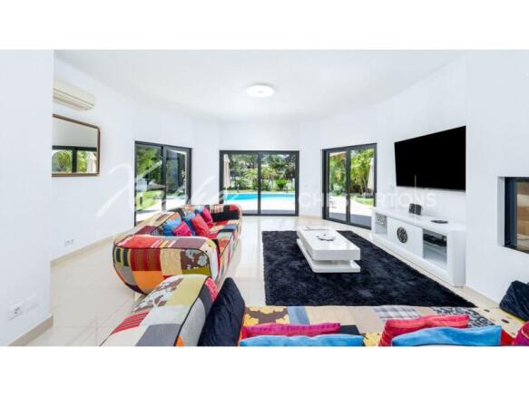 Vilamoura 4 Bed Golf View Villa For Sale (14)