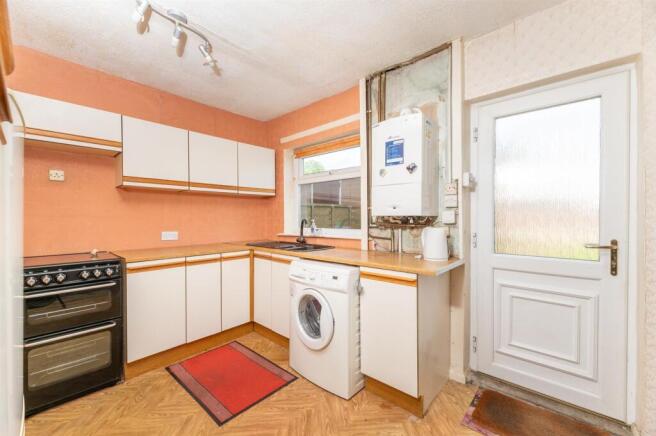 3 bed Terraced for sale Image 8