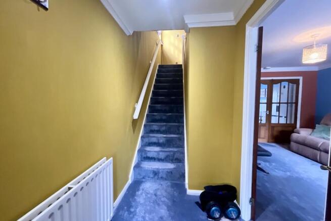 3 bed Semi-Detached for sale Image 11