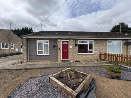 18 Warrens Road, Clenchwarton, King's Lynn, Norfolk PE34 4AR