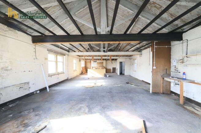 Detached to rent Image 5