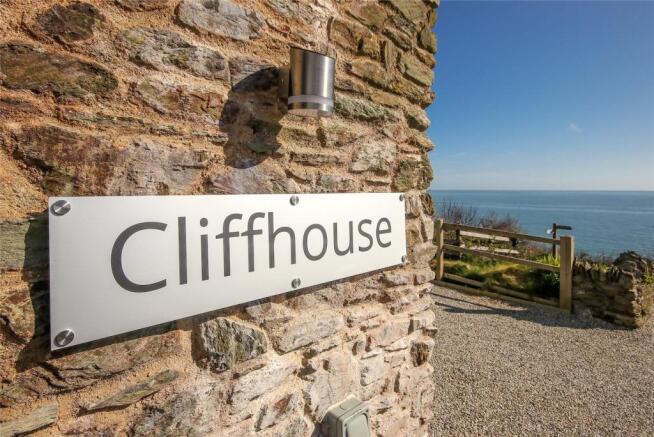 Cliffhouse