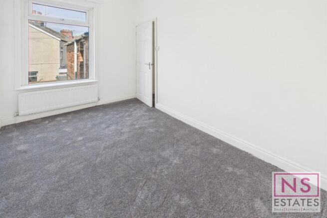 3 bed Terraced for sale Image 10