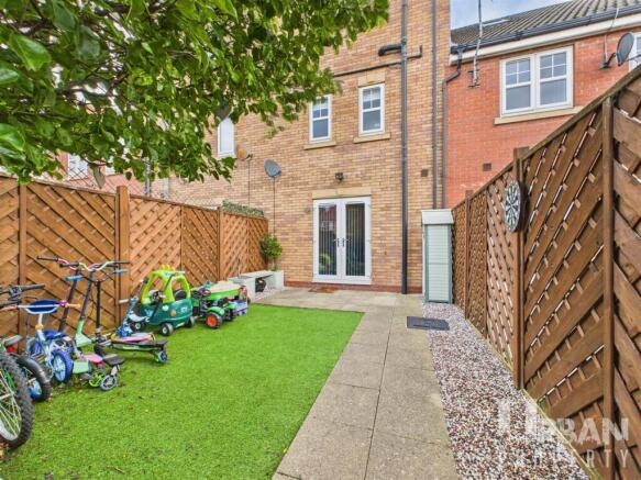3 bed House for sale Image 12