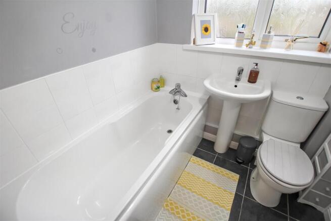 Bathroom.jpg