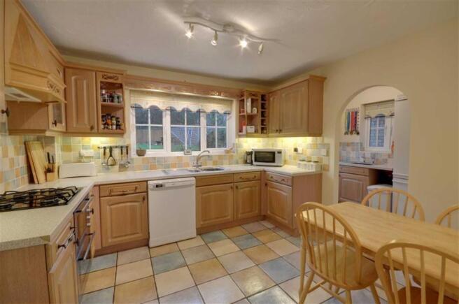 Kitchen/Breakfast Ro