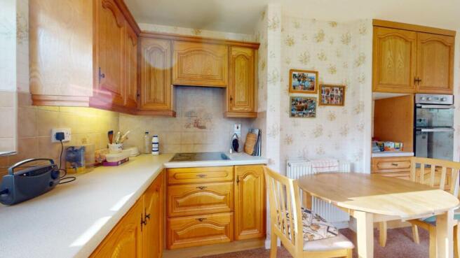 KITCHEN/BREAKFAST ROOM