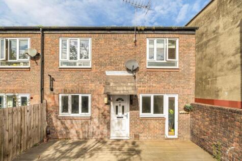 Hickin Close, Charlton