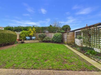 Mere Way, Swanland