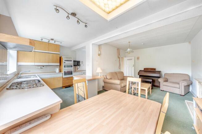 Roxholme Grove, Chapel Allerton, Leeds, LS7 photo 4