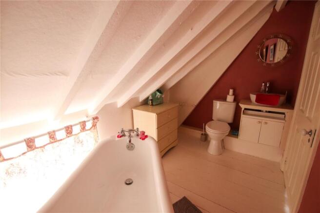 En-Suite Bathroom