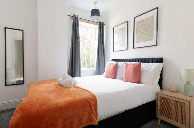 4 bed Terraced for sale Image 11