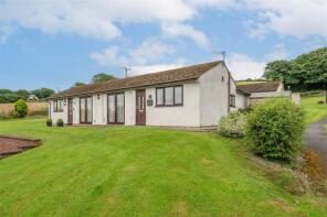 10, Lakeside Cottages, B5381 County Boundary To A548, Moelfre, Abergele LL22 9RF