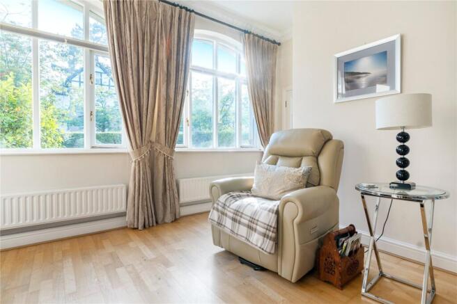 3 bed Terraced for sale Image 9