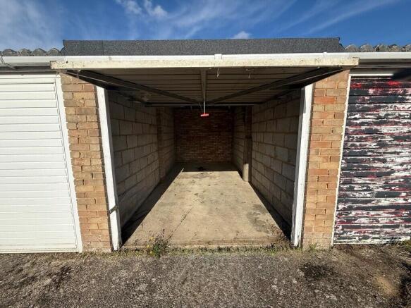 Garage The Cape 2