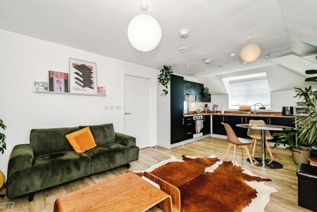 Impatiens Place, Worthing photo 4
