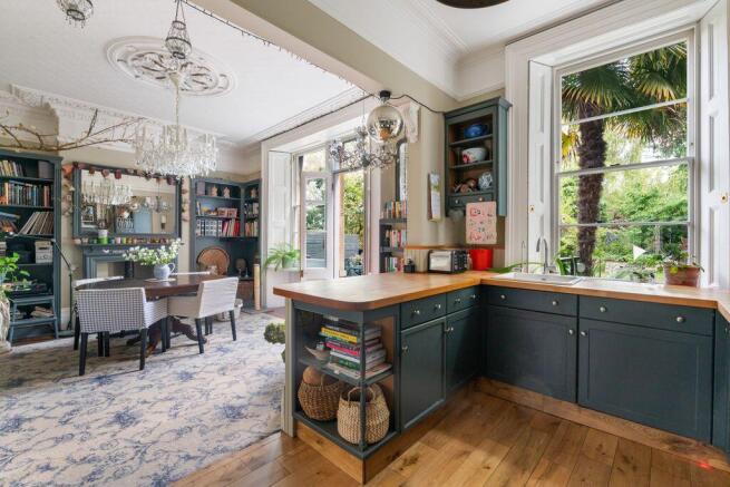 Kitchen/Dining Room