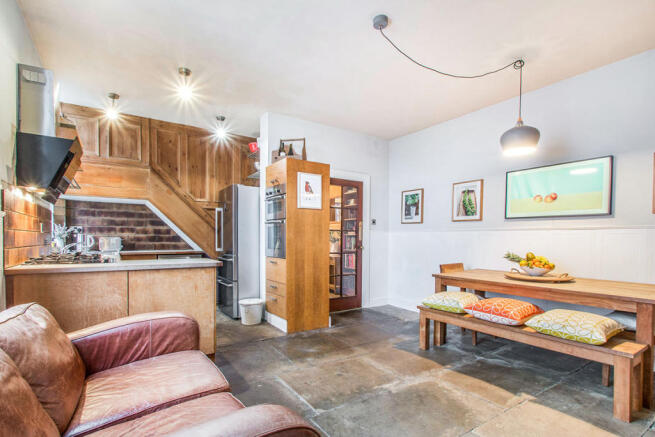 Kitchen/Dining Room
