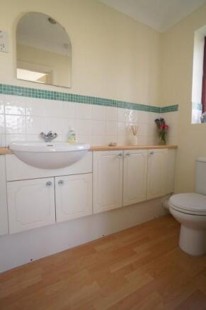 En-Suite To Bed 1