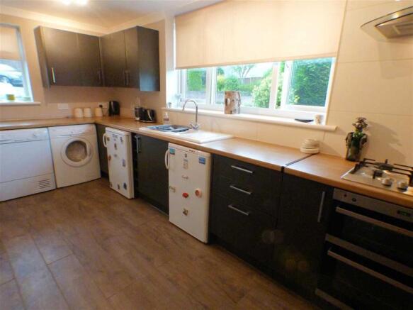 Kitchen Dining (1)