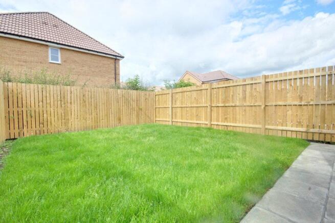 3 bed House to rent Image 11