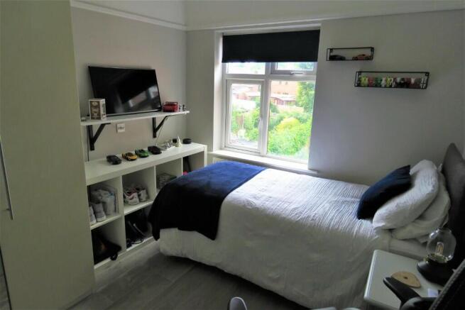 Photo 12