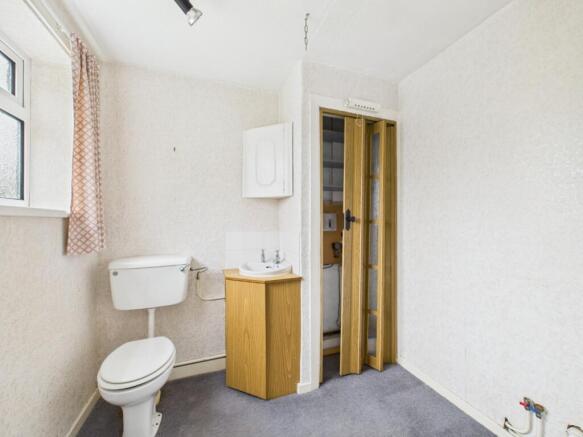 3 bed Semi-Detached for sale Image 7