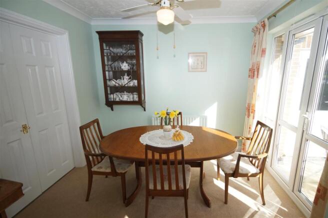 Best Dining Room.JPG